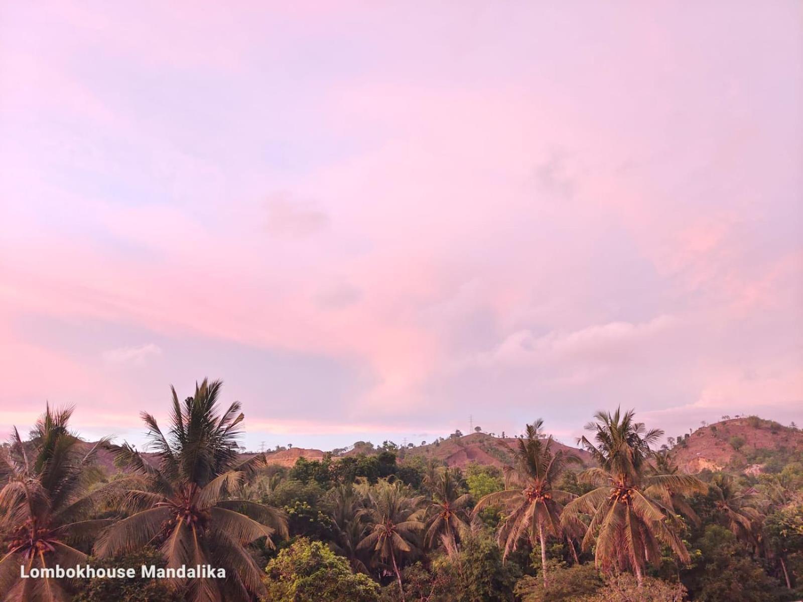 Hotel Lombokhouse Mandalika Kuta  Esterno foto
