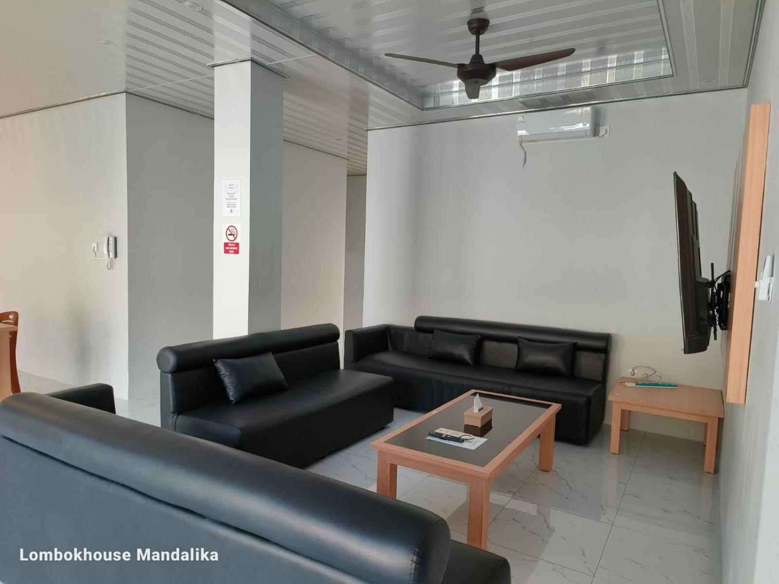 Hotel Lombokhouse Mandalika Kuta  Esterno foto